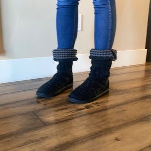 Cozy UGG knit sock boots
